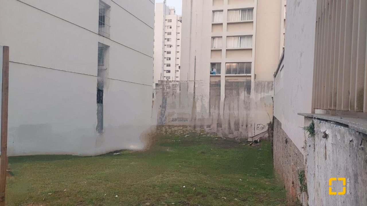 Terreno com 324m², no bairro Centro em Florianópolis