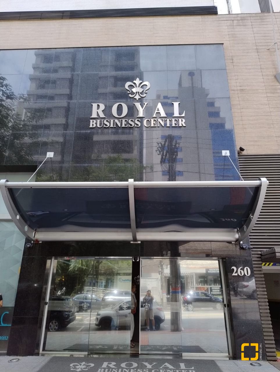 Sala com 31m², 1 garagem, no bairro Centro em Florianópolis