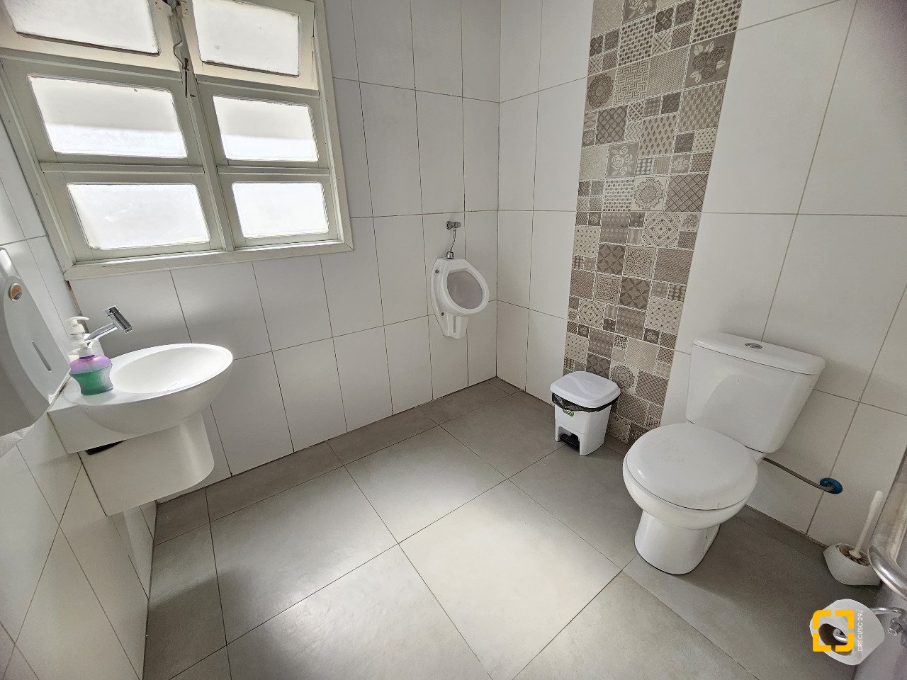 Casa com 329m², no bairro Saco dos Limões em Florianópolis