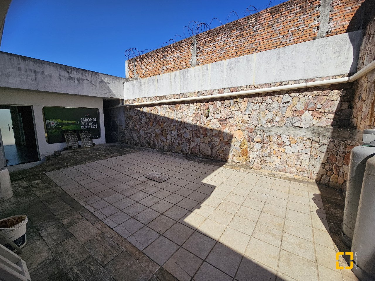 Casa com 329m², no bairro Saco dos Limões em Florianópolis