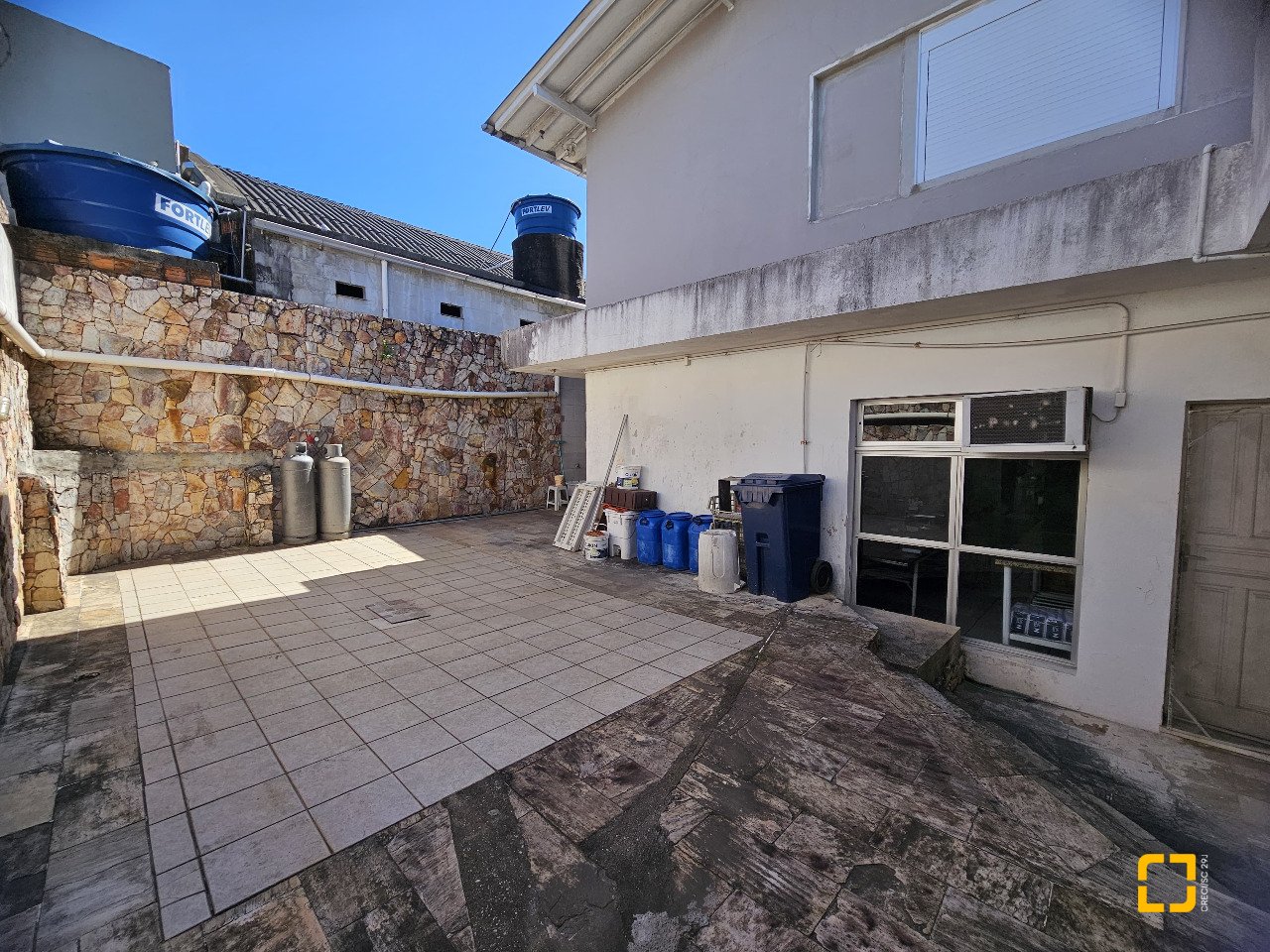 Casa com 329m², no bairro Saco dos Limões em Florianópolis