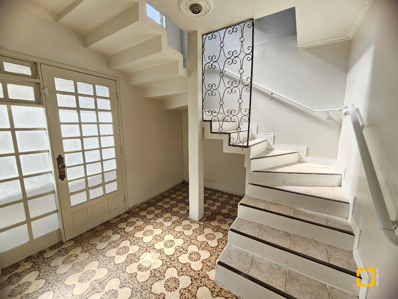 Casa com 329m², no bairro Saco dos Limões em Florianópolis