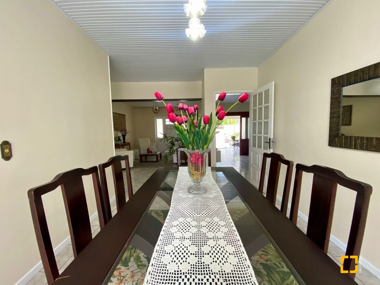 Casa com 160m², 5 quartos (sendo 1 suíte), 5 garagens, no bairro Ingleses em Florianópolis