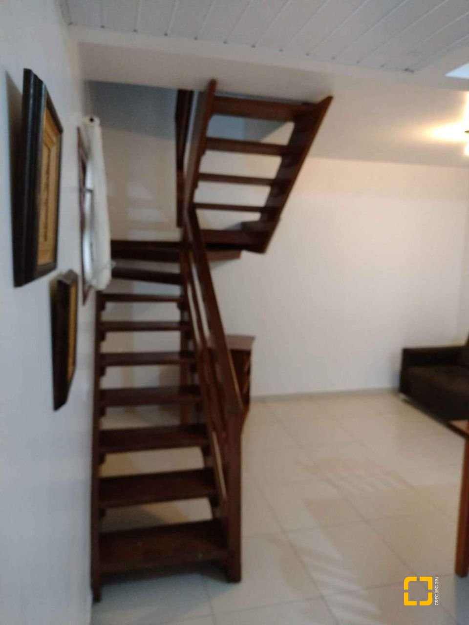 Casa com 600m², 10 quartos, 6 garagens, no bairro Ingleses em Florianópolis