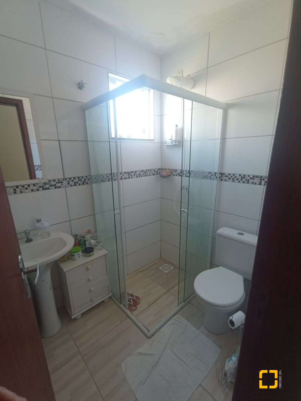 Casa com 95m², 2 garagens, no bairro Ingleses do Rio Vermelho em Florianópolis