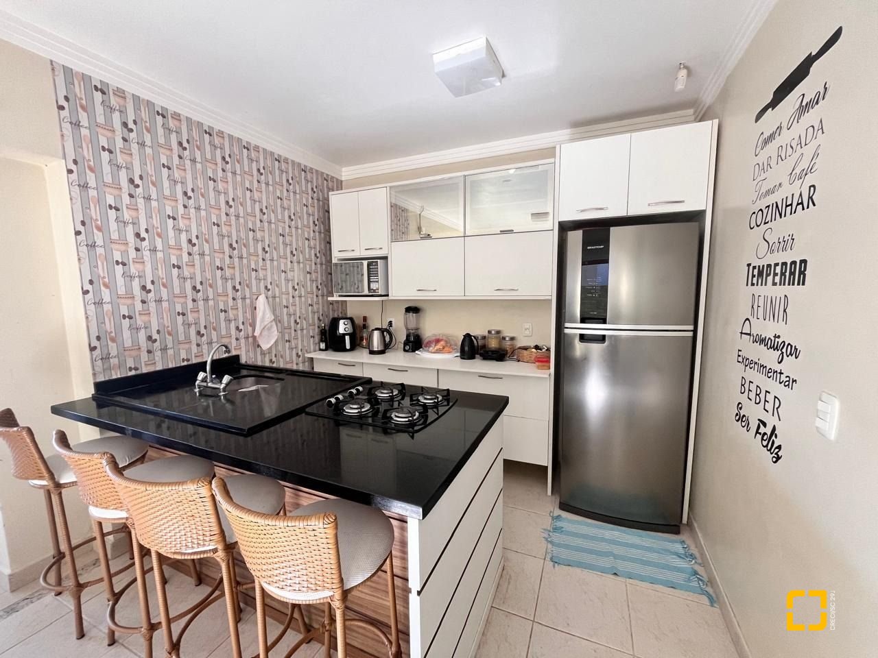 Casa com 140m², 4 quartos (sendo 1 suíte), 2 garagens, no bairro Pedra Branca em Palhoça