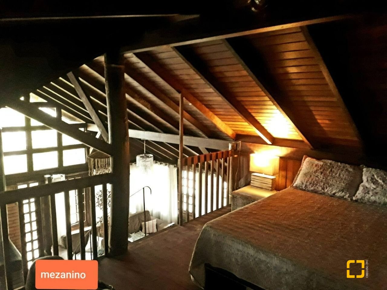Casa Comercial com 226m², 4 garagens, no bairro Jurerê em Florianópolis
