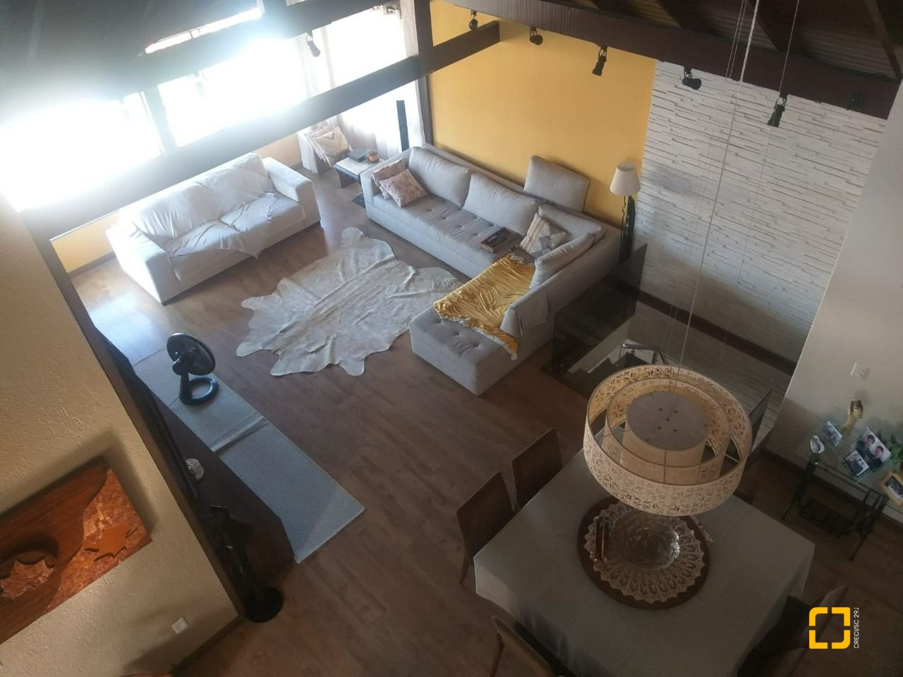 Casa com 309m², 6 quartos (sendo 3 suítes), 4 garagens, no bairro João Paulo em Florianópolis