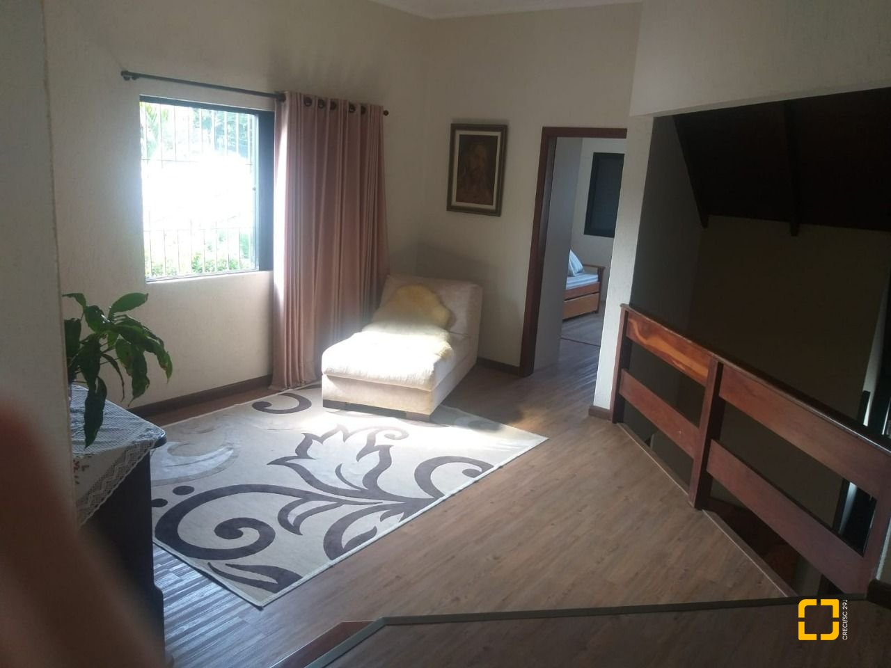 Casa com 309m², 6 quartos (sendo 3 suítes), 4 garagens, no bairro João Paulo em Florianópolis