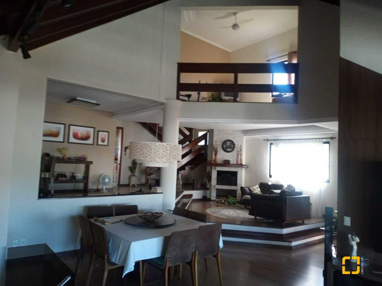 Casa com 309m², 6 quartos (sendo 3 suítes), 4 garagens, no bairro João Paulo em Florianópolis