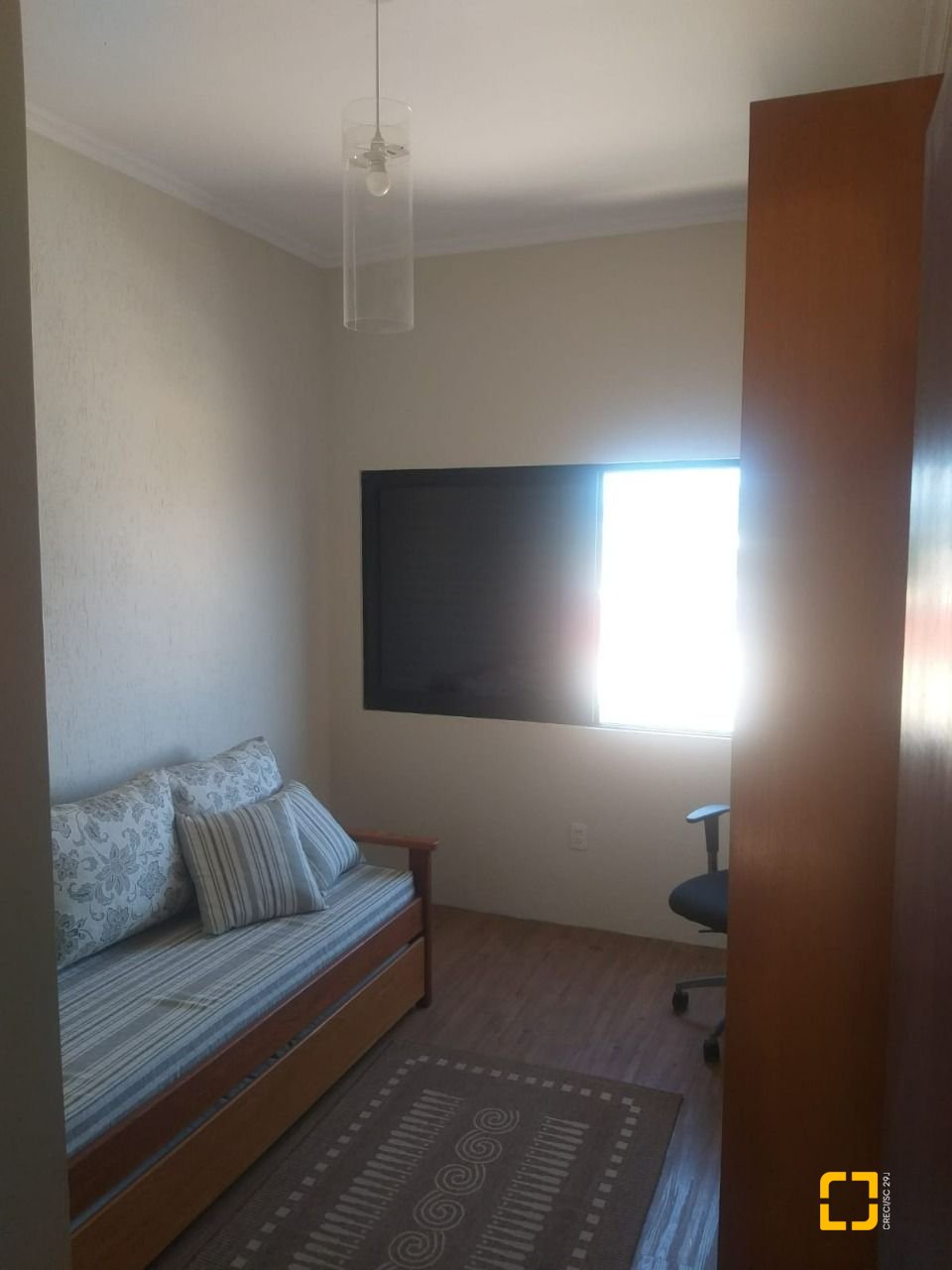 Casa com 309m², 6 quartos (sendo 3 suítes), 4 garagens, no bairro João Paulo em Florianópolis