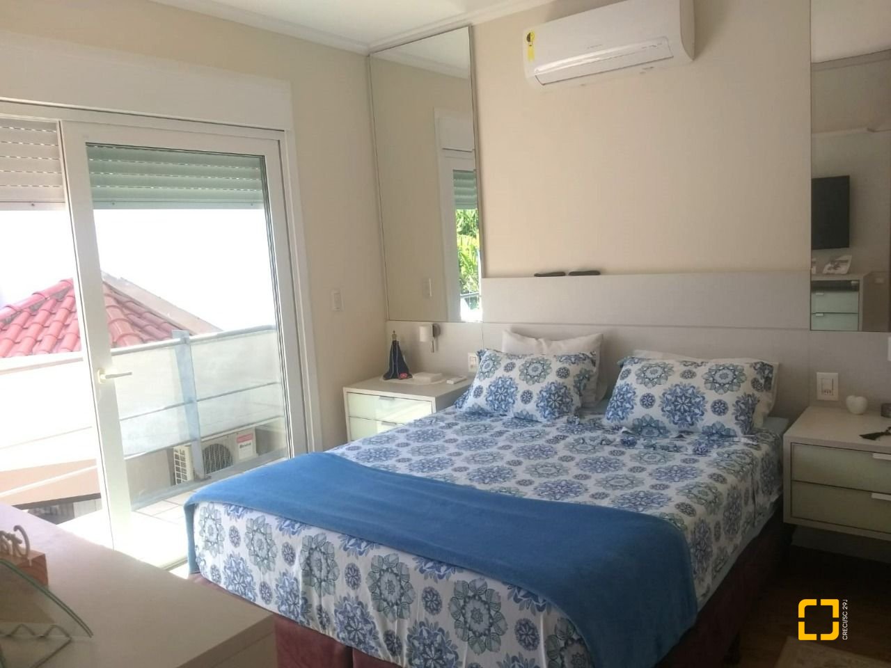 Casa com 309m², 6 quartos (sendo 3 suítes), 4 garagens, no bairro João Paulo em Florianópolis