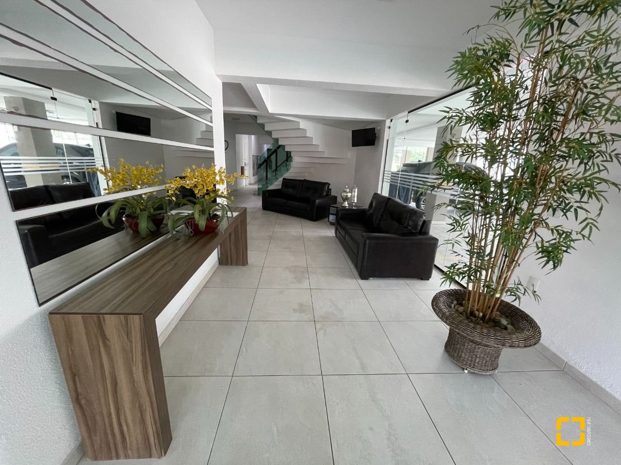 Apartamento com 170m², 5 quartos (sendo 2 suítes), 1 garagem, no bairro Ingleses em Florianópolis
