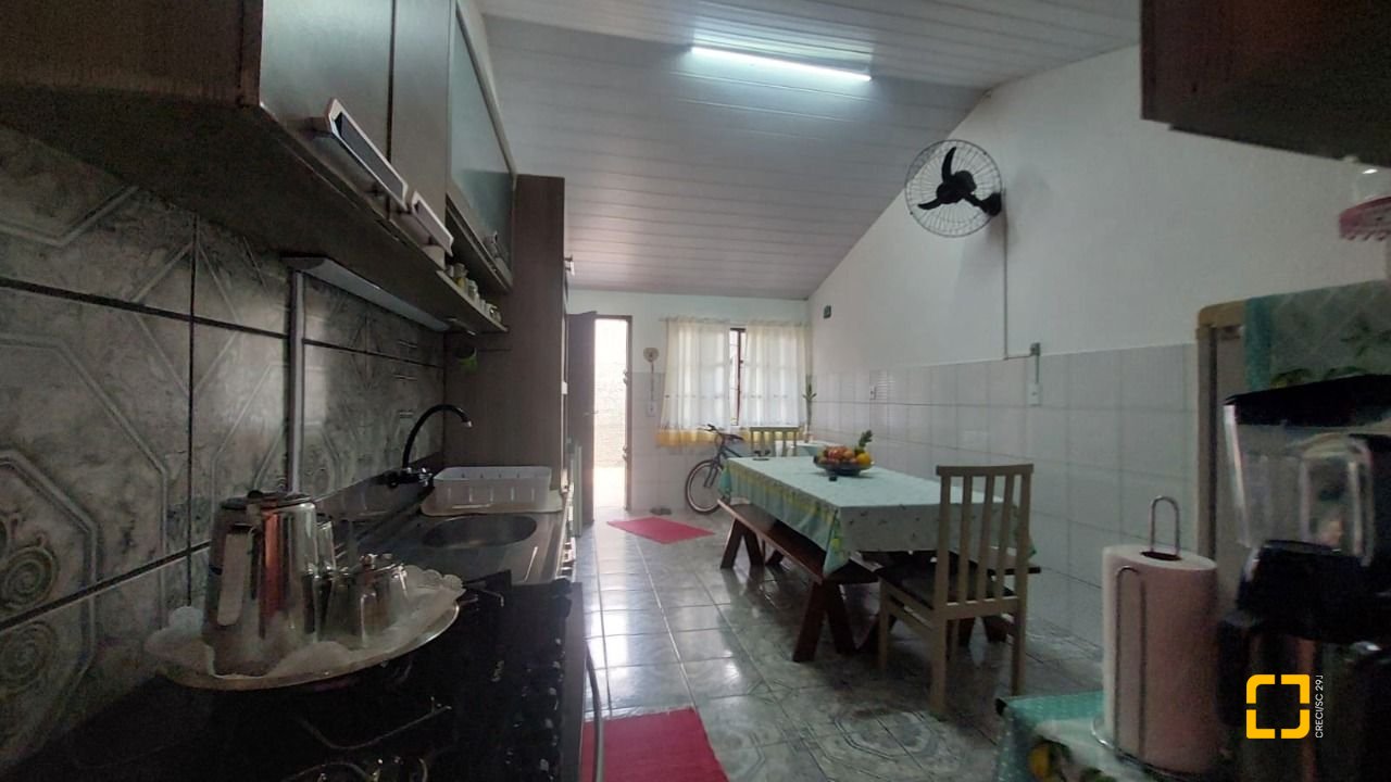 Casa com 104m², 3 quartos, 3 garagens, no bairro Ingleses em Florianópolis