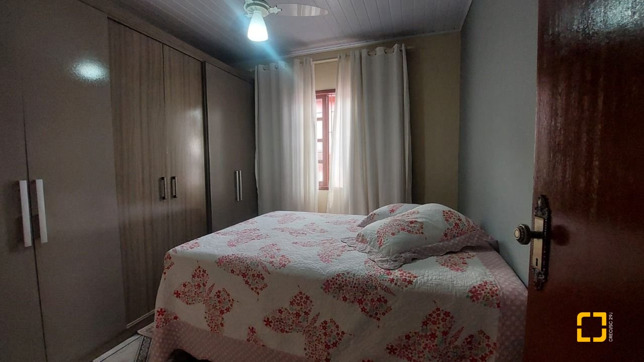 Casa com 104m², 3 quartos, 3 garagens, no bairro Ingleses em Florianópolis