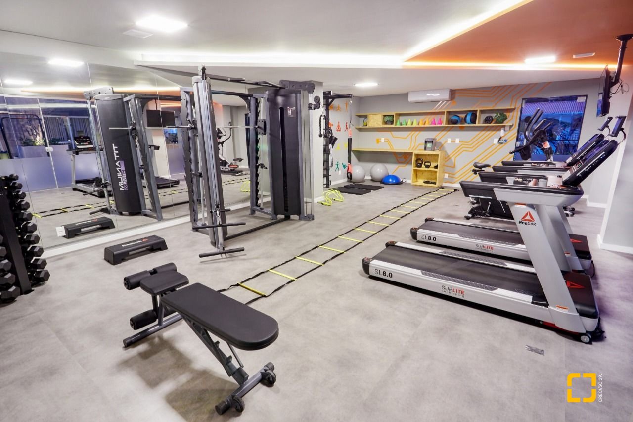 Apartamento com 77m², 4 quartos (sendo 2 suítes), 2 garagens, no bairro Estreito em Florianópolis