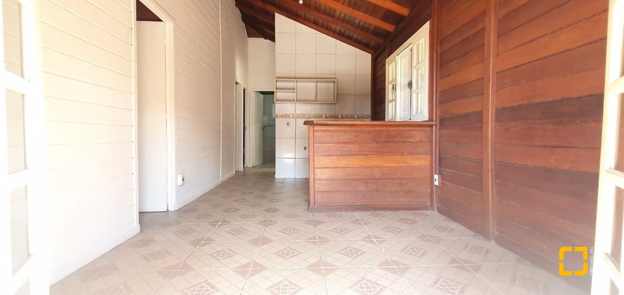 Casa com 60m², 3 quartos, 1 garagem, no bairro Rio Vermelho em Florianópolis