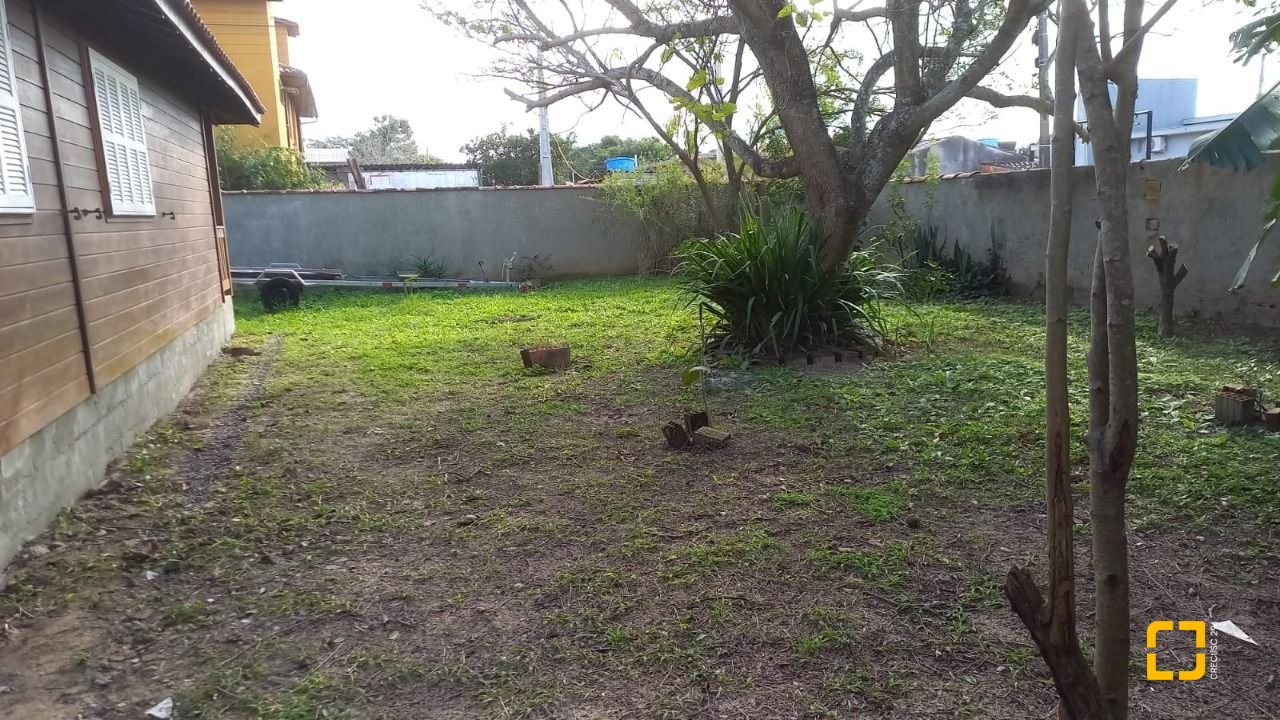 Casa com 60m², 3 quartos, 1 garagem, no bairro Rio Vermelho em Florianópolis