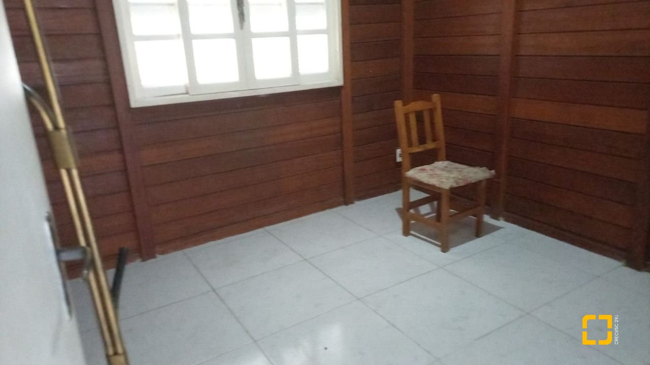 Casa com 60m², 3 quartos, 1 garagem, no bairro Rio Vermelho em Florianópolis