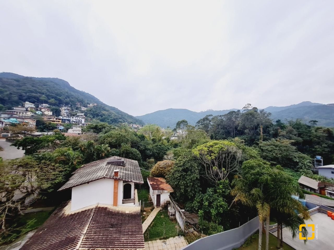 Apartamento com 48m², 1 quarto, 1 garagem, no bairro Saco Grande em Florianópolis