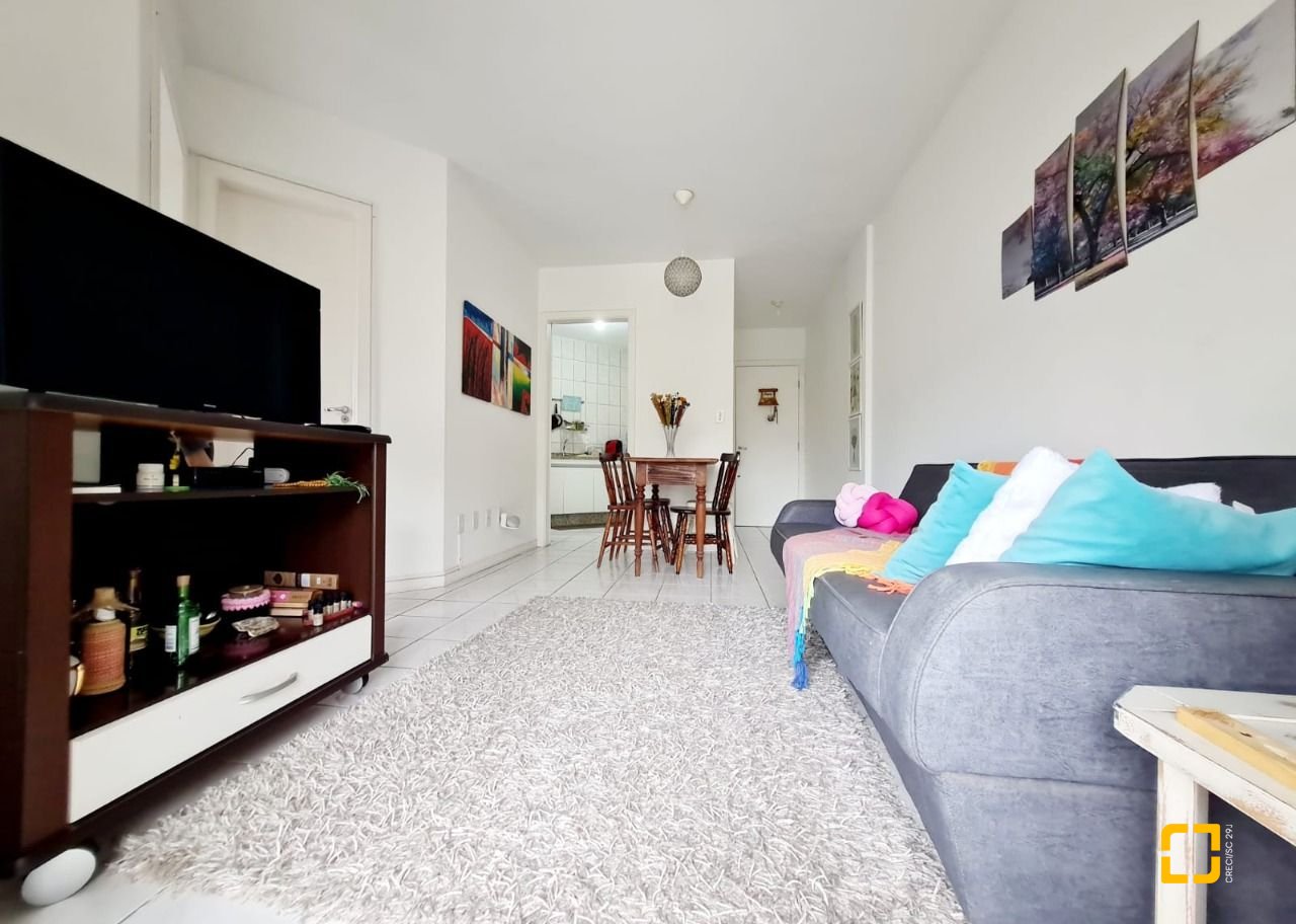 Apartamento com 48m², 1 quarto, 1 garagem, no bairro Saco Grande em Florianópolis