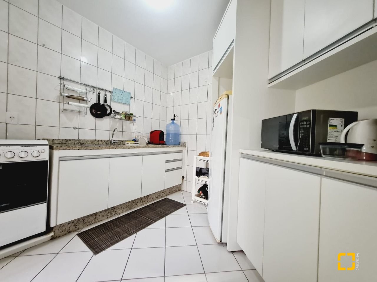 Apartamento com 48m², 1 quarto, 1 garagem, no bairro Saco Grande em Florianópolis