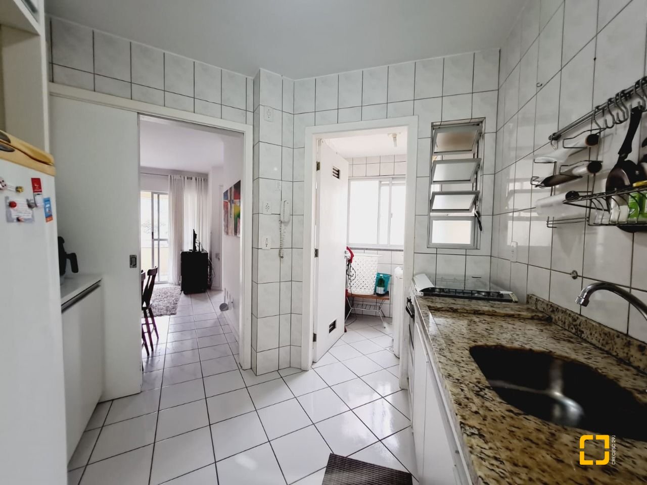 Apartamento com 48m², 1 quarto, 1 garagem, no bairro Saco Grande em Florianópolis