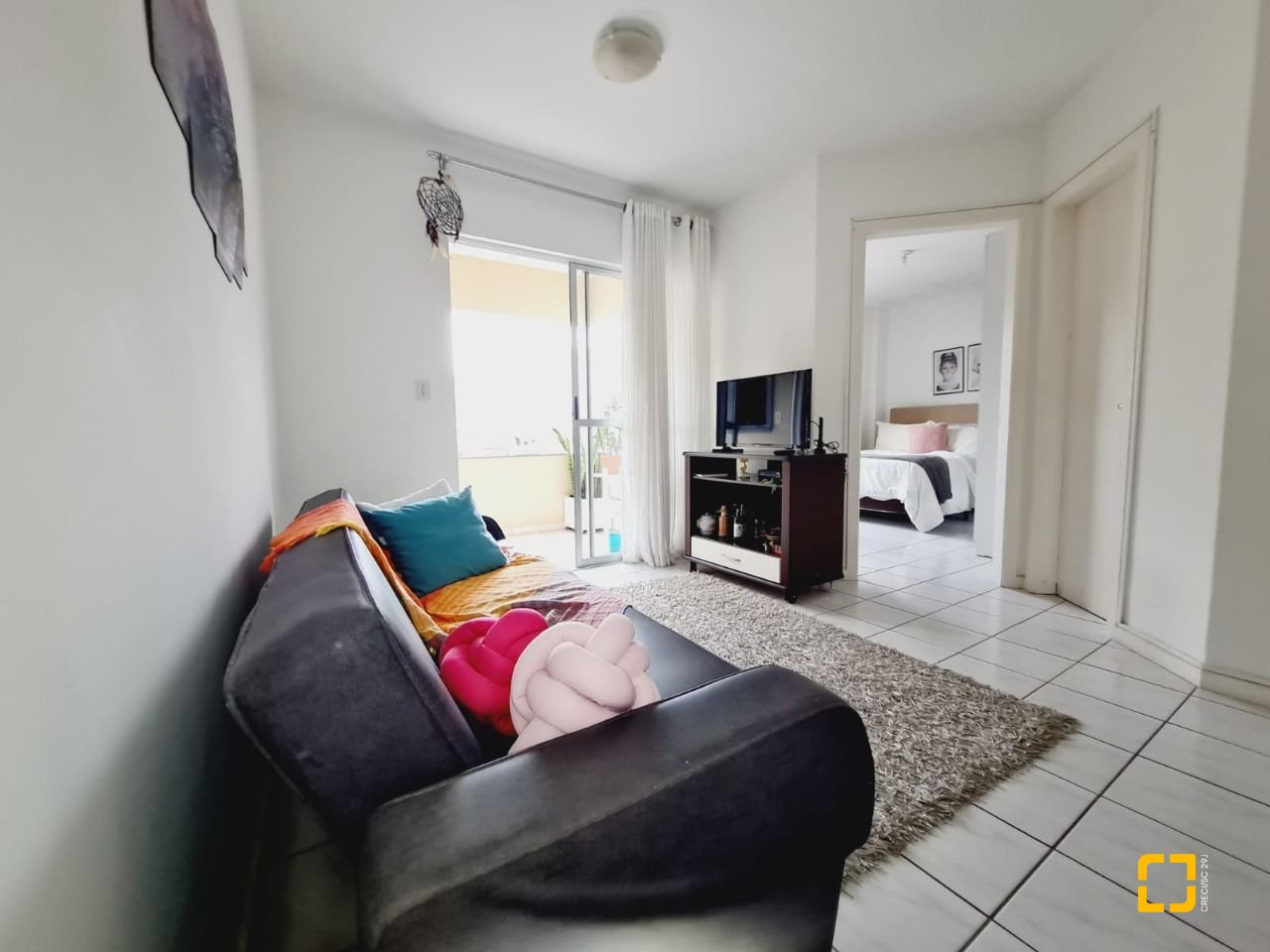Apartamento com 48m², 1 quarto, 1 garagem, no bairro Saco Grande em Florianópolis