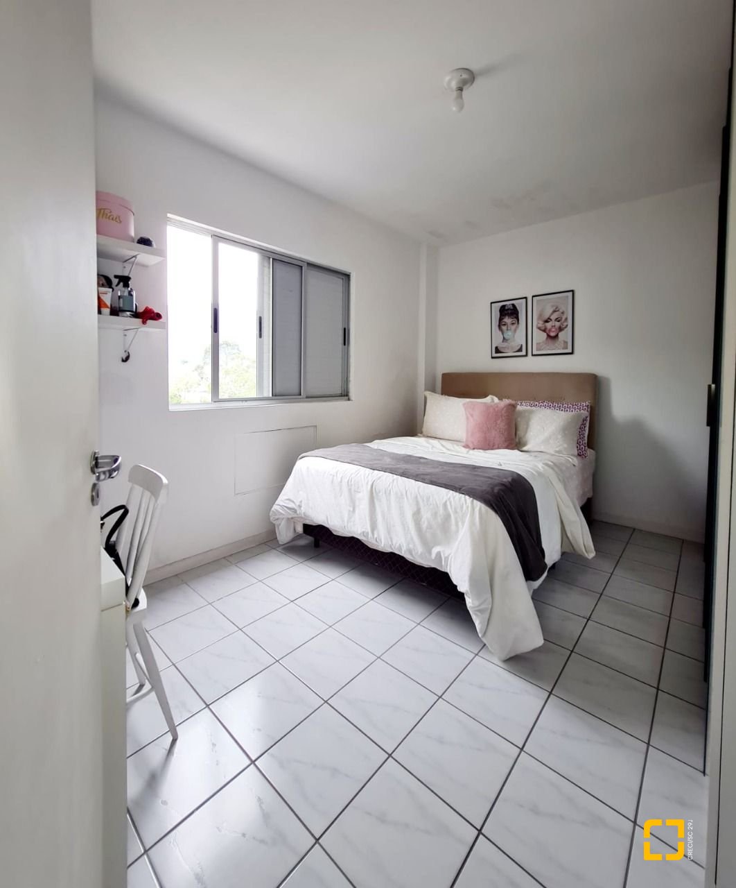 Apartamento com 48m², 1 quarto, 1 garagem, no bairro Saco Grande em Florianópolis