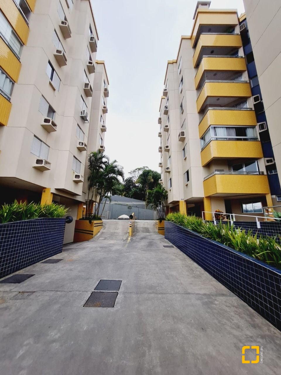 Apartamento com 48m², 1 quarto, 1 garagem, no bairro Saco Grande em Florianópolis