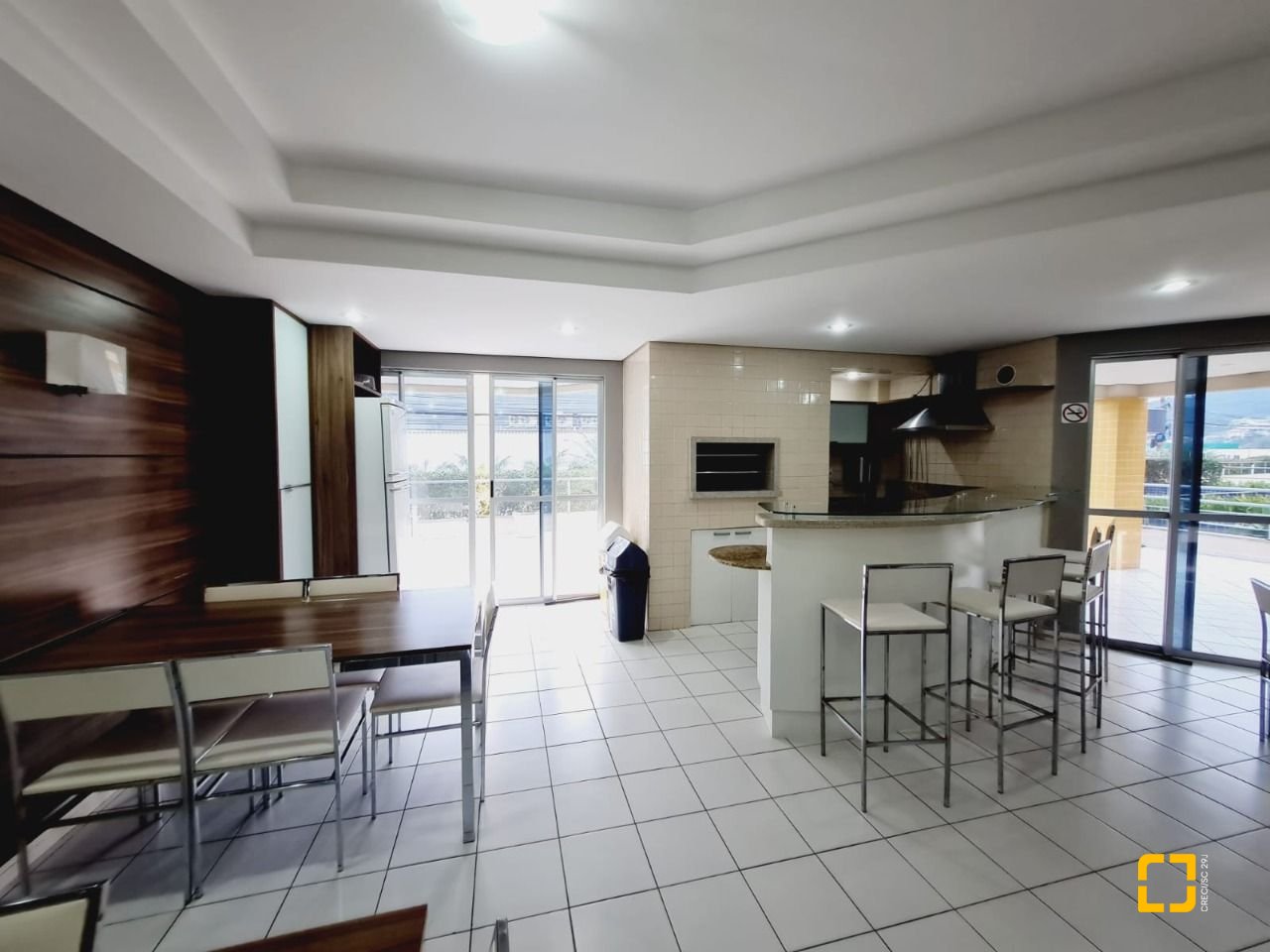 Apartamento com 48m², 1 quarto, 1 garagem, no bairro Saco Grande em Florianópolis