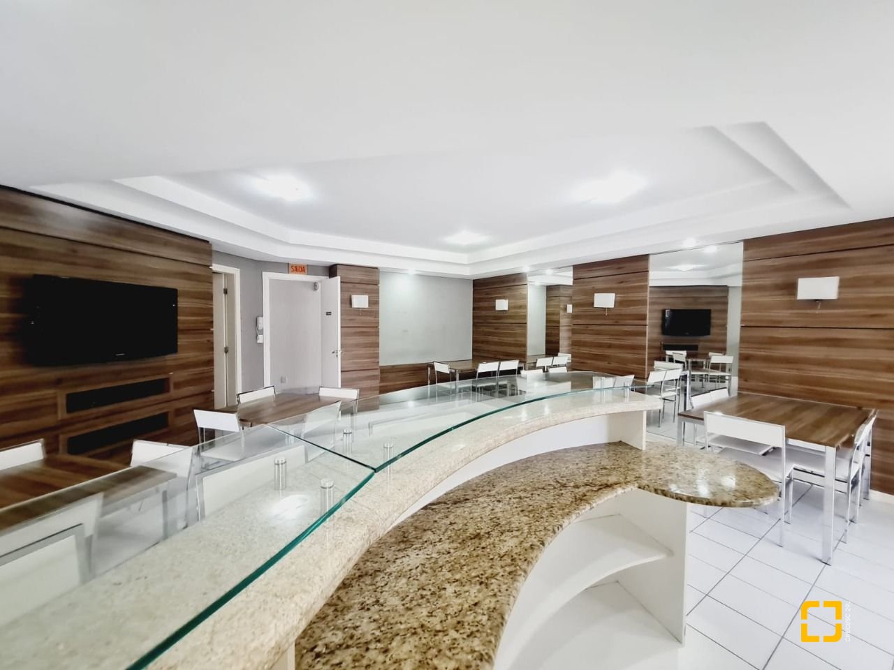 Apartamento com 48m², 1 quarto, 1 garagem, no bairro Saco Grande em Florianópolis
