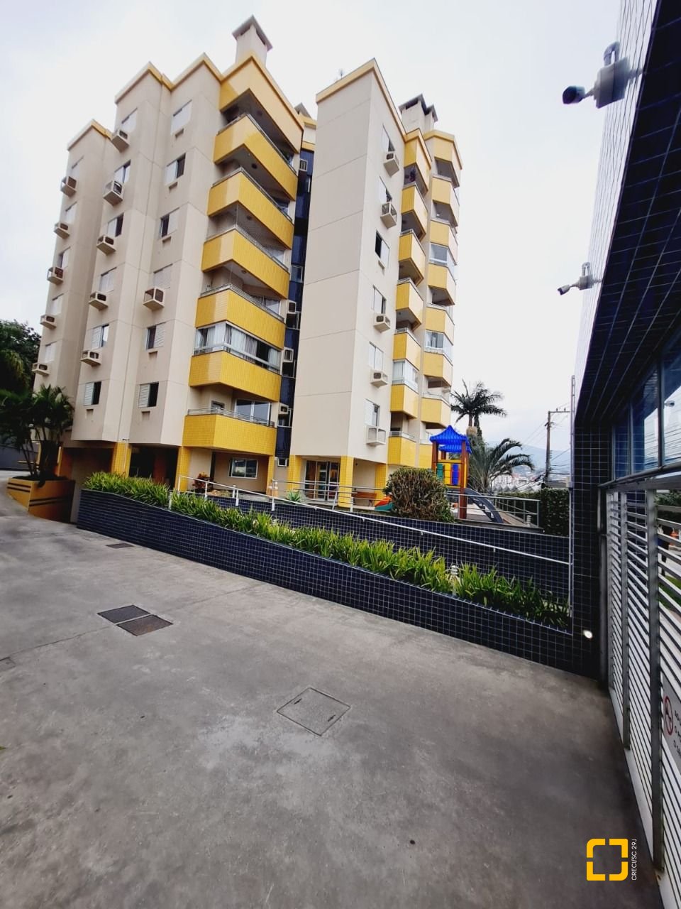 Apartamento com 48m², 1 quarto, 1 garagem, no bairro Saco Grande em Florianópolis