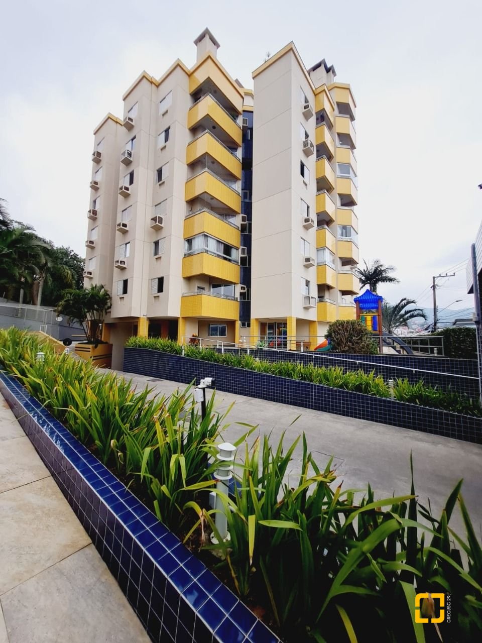 Apartamento com 48m², 1 quarto, 1 garagem, no bairro Saco Grande em Florianópolis