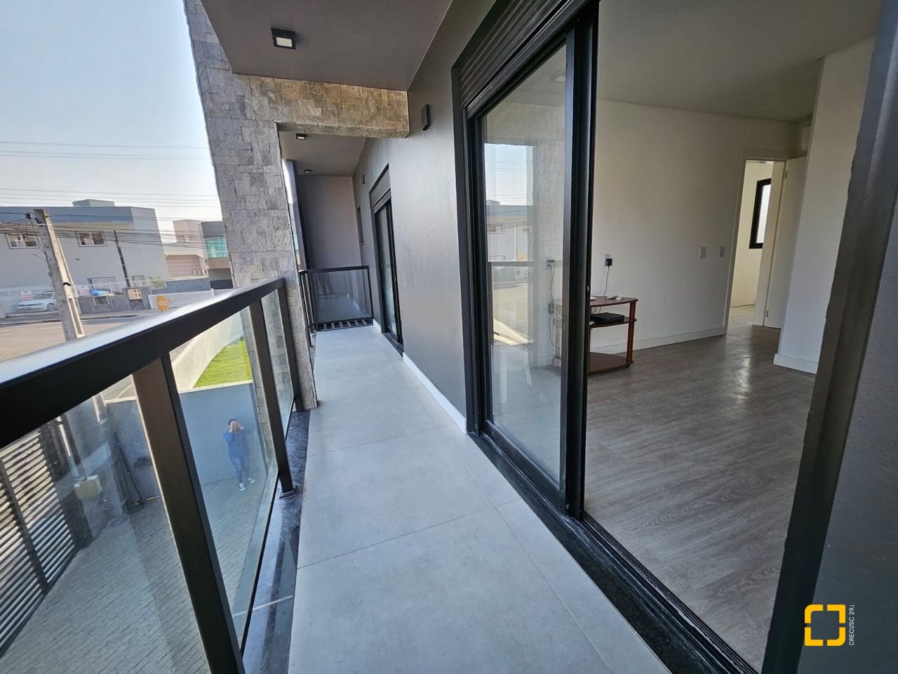 Casa com 176m², 2 quartos (sendo 2 suítes), 2 garagens, no bairro Forquilhas em São José