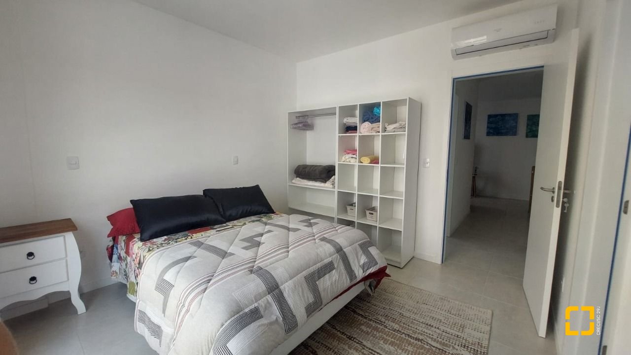Apartamento com 71m², 3 quartos (sendo 1 suíte), 1 garagem, no bairro Campeche em Florianópolis