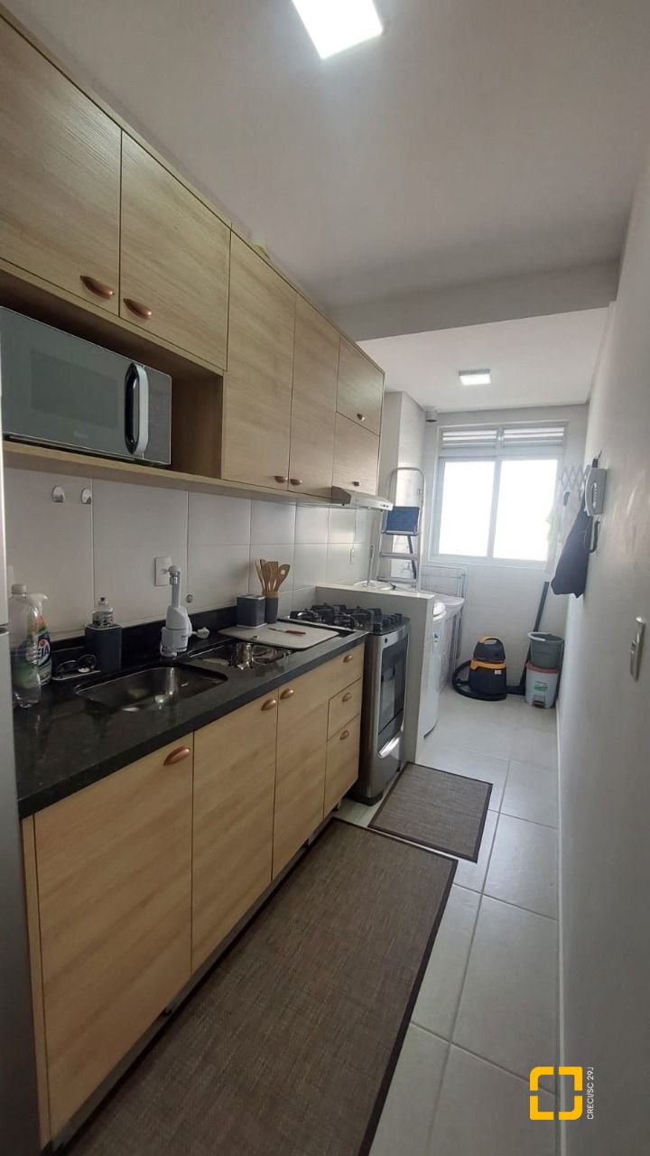 Apartamento com 71m², 3 quartos (sendo 1 suíte), 1 garagem, no bairro Campeche em Florianópolis
