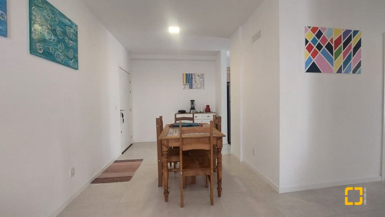 Apartamento com 71m², 3 quartos (sendo 1 suíte), 1 garagem, no bairro Campeche em Florianópolis