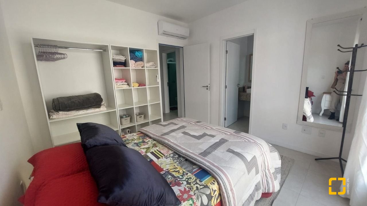 Apartamento com 71m², 3 quartos (sendo 1 suíte), 1 garagem, no bairro Campeche em Florianópolis
