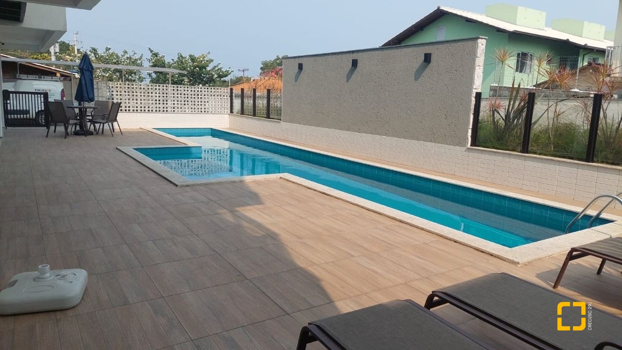 Apartamento com 71m², 3 quartos (sendo 1 suíte), 1 garagem, no bairro Campeche em Florianópolis
