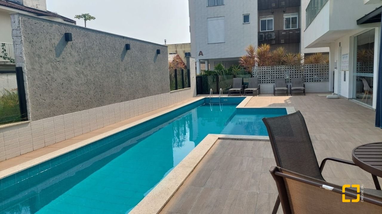 Apartamento com 71m², 3 quartos (sendo 1 suíte), 1 garagem, no bairro Campeche em Florianópolis