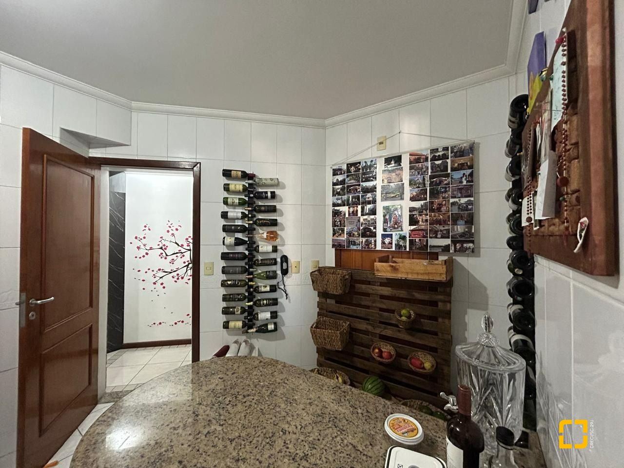 Apartamento com 138m², 3 quartos (sendo 1 suíte), 1 garagem, no bairro Kobrasol em São José