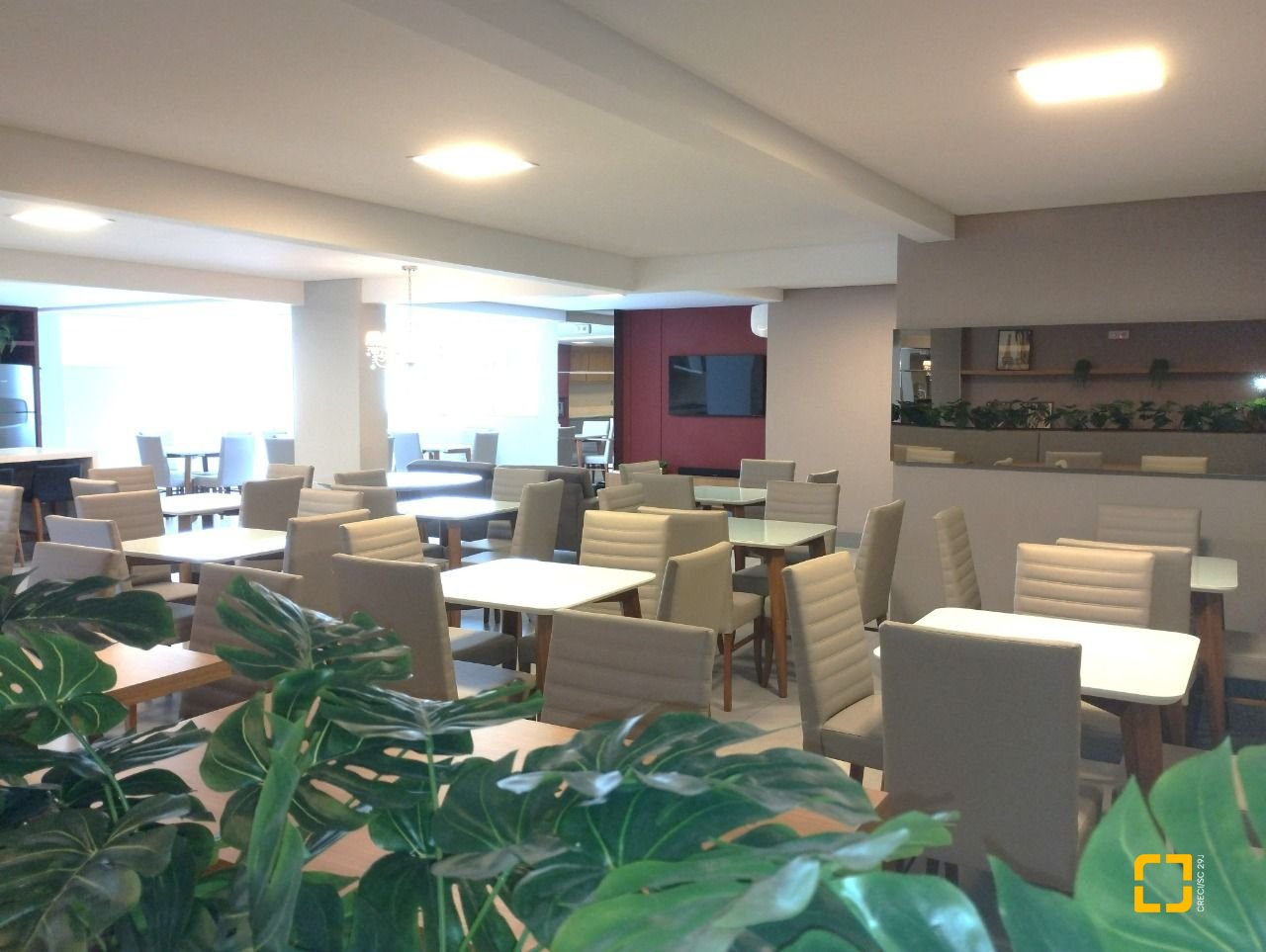 Apartamento com 138m², 3 quartos (sendo 1 suíte), 1 garagem, no bairro Kobrasol em São José