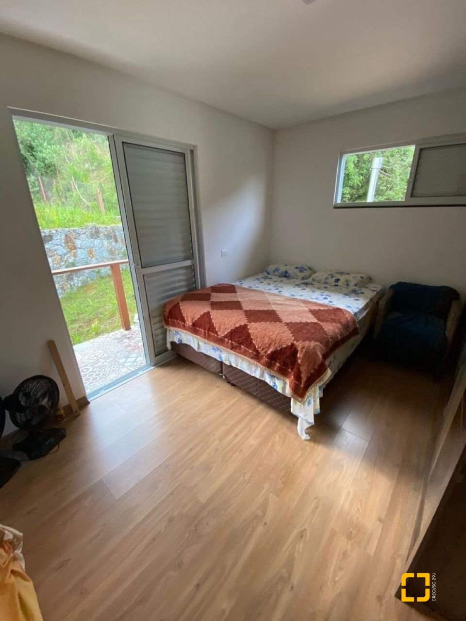 Casa com 209m², 5 quartos (sendo 1 suíte), 2 garagens, no bairro Lagoa da Conceição em Florianópolis