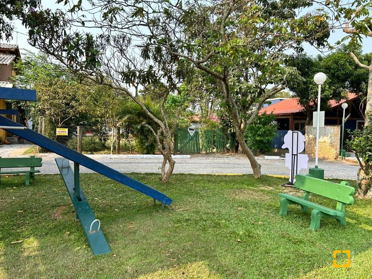 Terreno com 329m², no bairro Campeche em Florianópolis