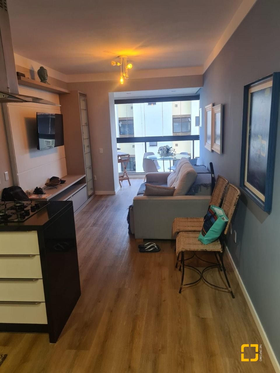 Apartamento com 63m², 3 quartos (sendo 1 suíte), 1 garagem, no bairro Praia Brava em Florianópolis