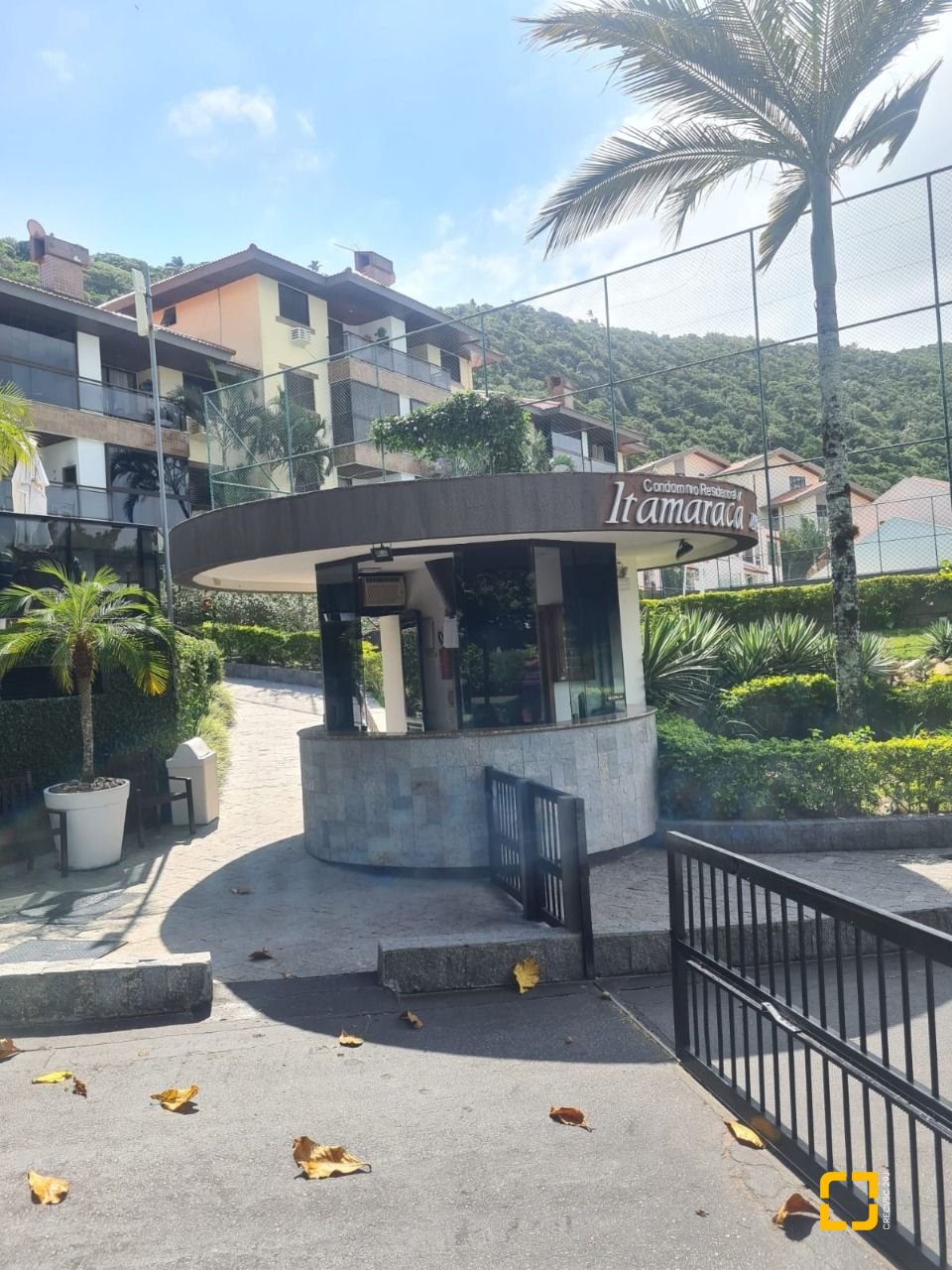 Apartamento com 63m², 3 quartos (sendo 1 suíte), 1 garagem, no bairro Praia Brava em Florianópolis