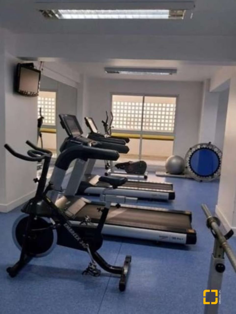 Apartamento com 190m², 4 quartos (sendo 1 suíte), 2 garagens, no bairro Kobrasol em São José