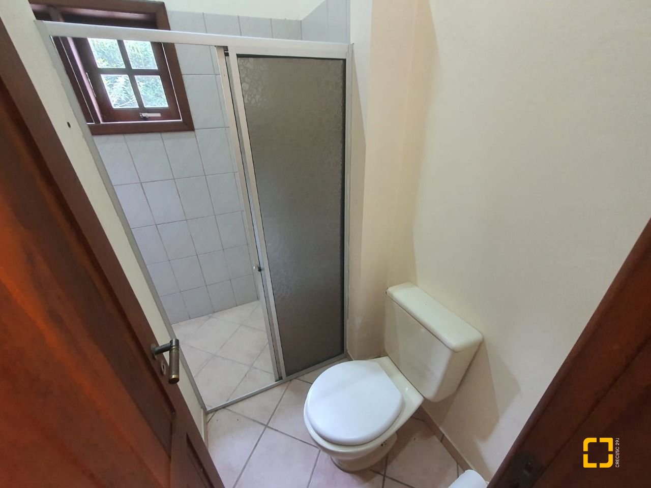 Casa com 350m², 6 quartos (sendo 2 suítes), 4 garagens, no bairro Santo Antônio de Lisboa em Florianópolis