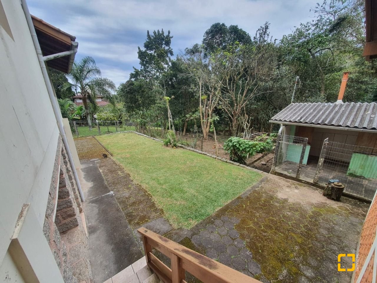 Casa com 350m², 6 quartos (sendo 2 suítes), 4 garagens, no bairro Santo Antônio de Lisboa em Florianópolis